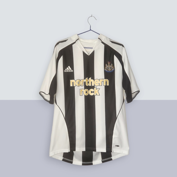 Newcastle United - Home (2005-07) - Medium - Picture 1 of 8